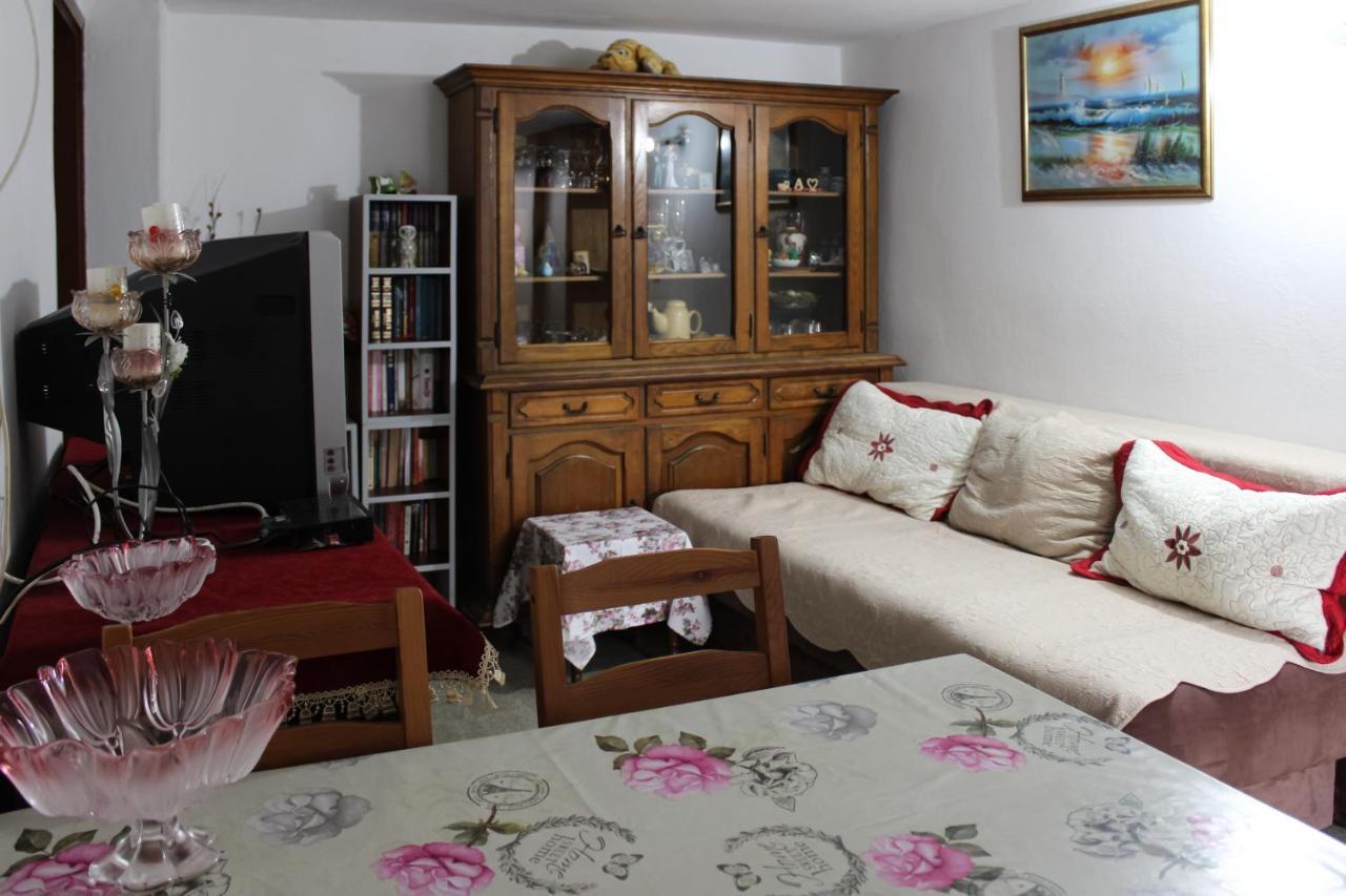 Apartman Lana Petrovac Dış mekan fotoğraf